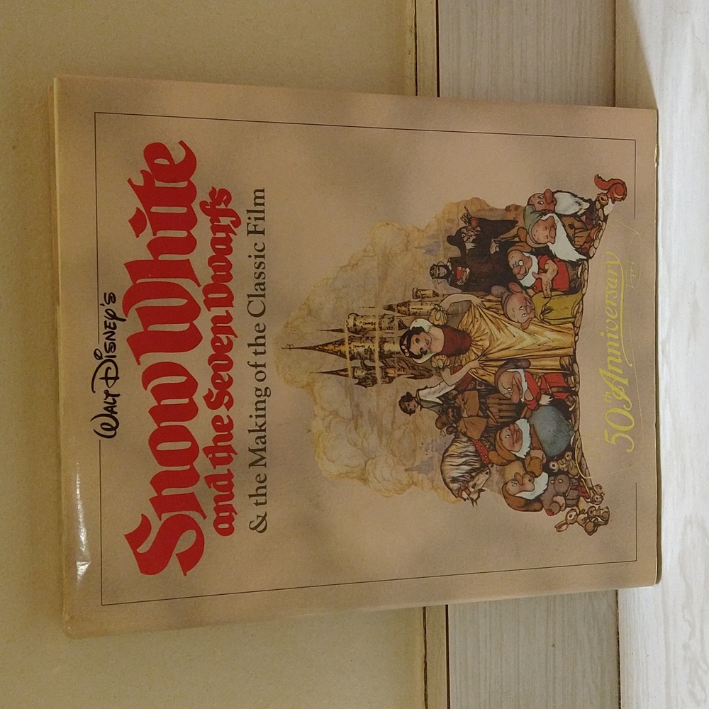 Vintage 1987 Snow White & The Seven Dwarfs 50th Anniversary Book